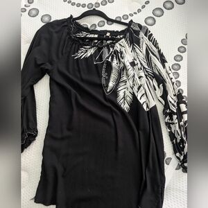 Black and White Leaf Print Blouse